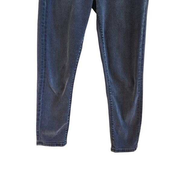 American Eagle High Rise Curvy Mom Tapered Jeans Pockets Dark Blue Denim Size 4 - Picture 4 of 8